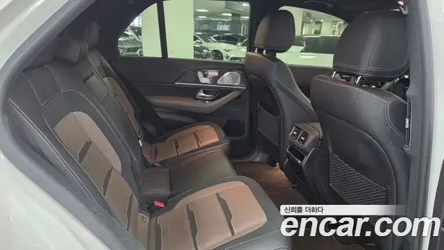 Mercedes-Benz GLE-Class 2023 — Фото 9/17