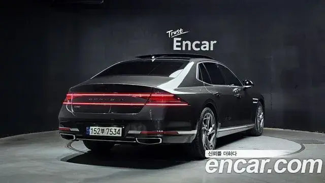 Genesis G90 2023 — Фото 2/20