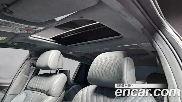 Genesis G90 2023 — Фото 18/20