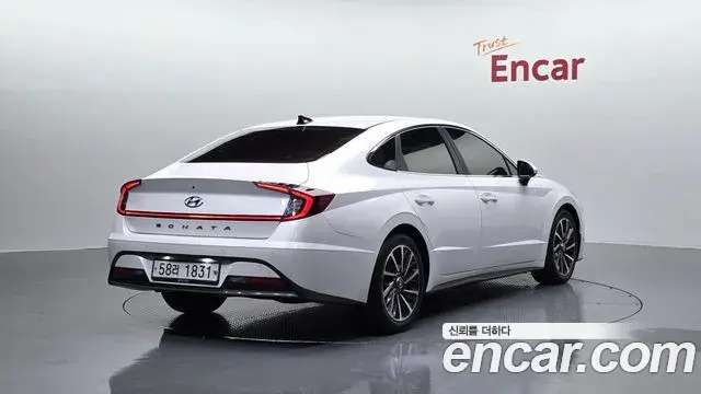 Hyundai Sonata Hybrid 2019 — Şəkil 20/20