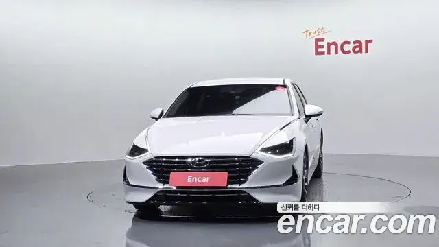 Hyundai Sonata Hybrid 2019 — Şəkil 10/20