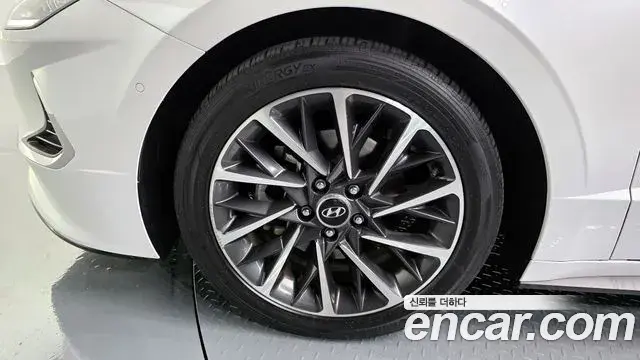 Hyundai Sonata Hybrid 2019 — Şəkil 2/20