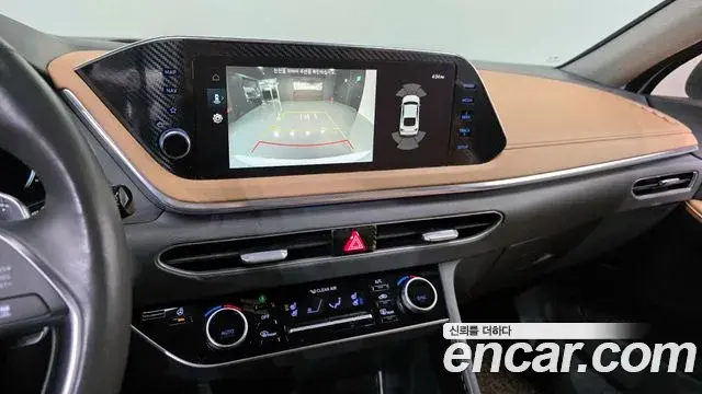 Hyundai Sonata Hybrid 2019 — Şəkil 13/20