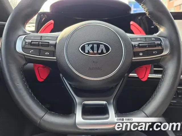 Kia K5 2021 — Фото 8/20