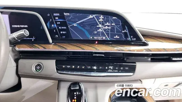 Cadillac Escalade 2022 — Photo 5/20