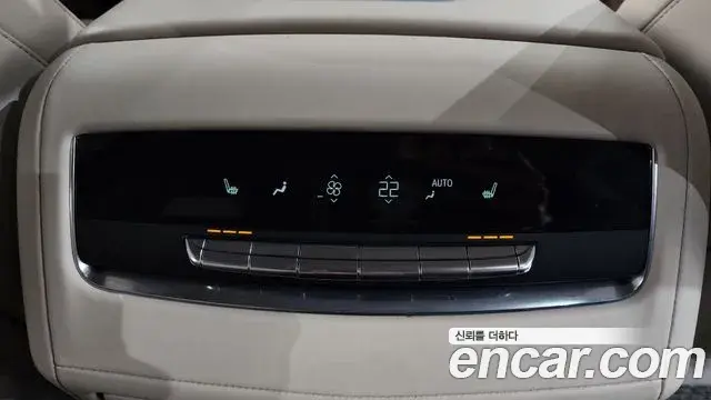 Cadillac Escalade 2022 — Photo 6/20