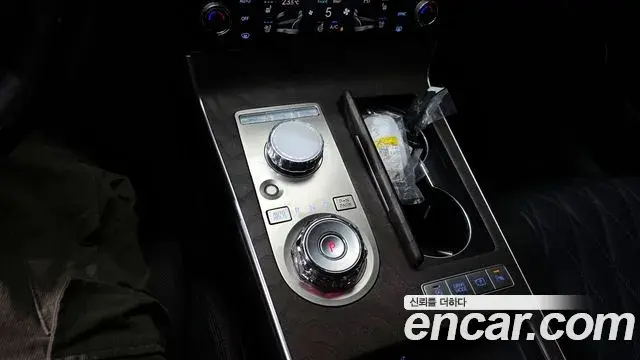 Genesis G80 2024 — Şəkil 18/20