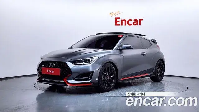 Hyundai Veloster 2018 — ფოტო 2/20