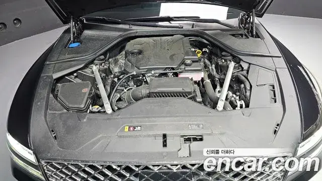 Genesis G80 2023 — Şəkil 10/20
