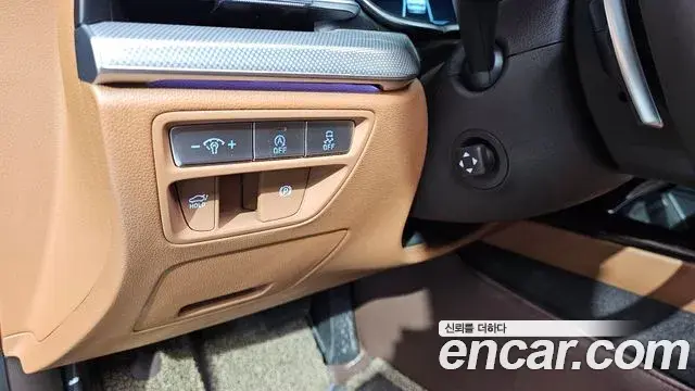 Genesis G80 2023 — Şəkil 18/20