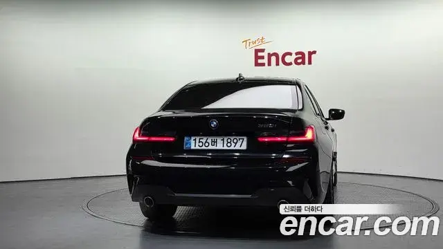 BMW 3 Series 2020 — ფოტო 10/20