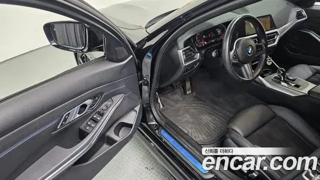 BMW 3 Series 2020 — ფოტო 20/20