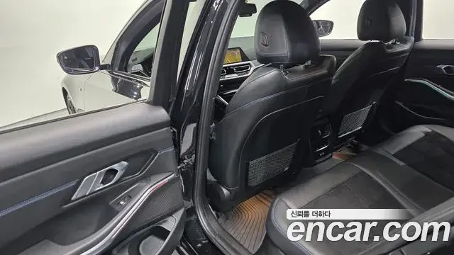BMW 3 Series 2020 — ფოტო 6/20