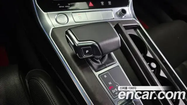 Audi A7 2020 — Photo 8/20