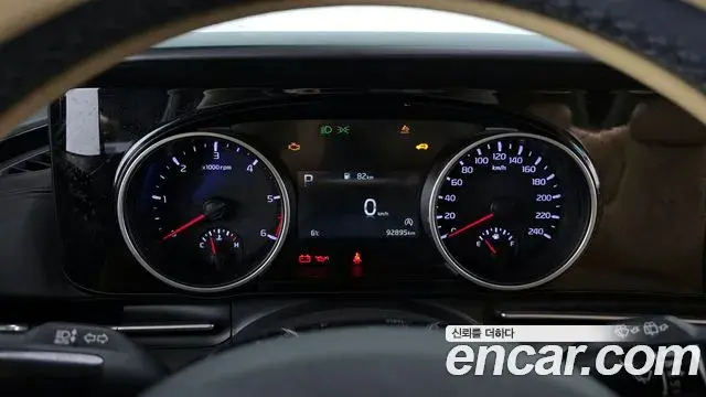 Kia Carnival 2021 — Фото 8/20