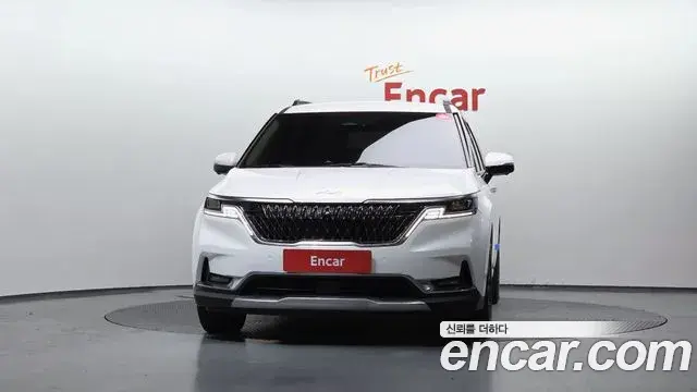 Kia Carnival 2021 — Фото 3/20