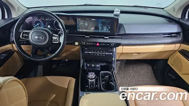 Kia Carnival 2021 — Фото 7/20