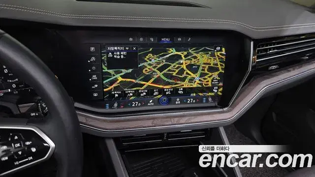 Volkswagen Touareg 2023 — Şəkil 16/20