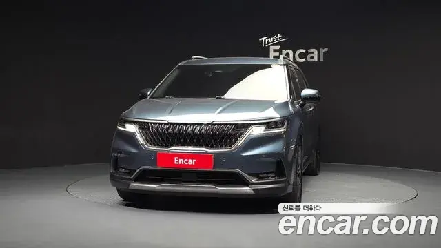 Kia Carnival 2021 — Фото 3/20