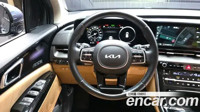 Kia Carnival 2021 — Фото 13/20