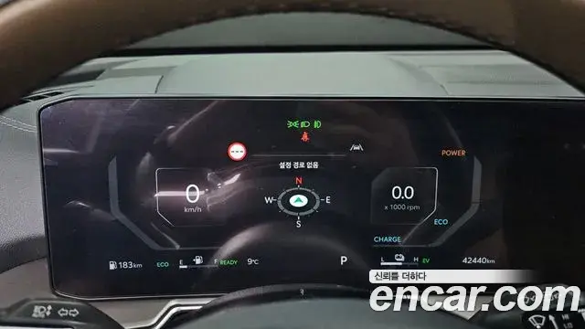 Kia Sorento 2024 — ფოტო 16/20