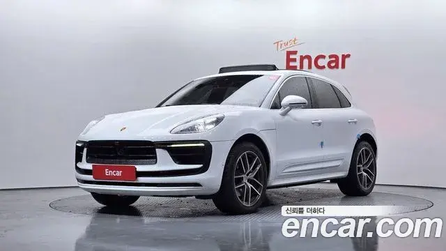 Porsche Macan 2022 — Şəkil 1/20