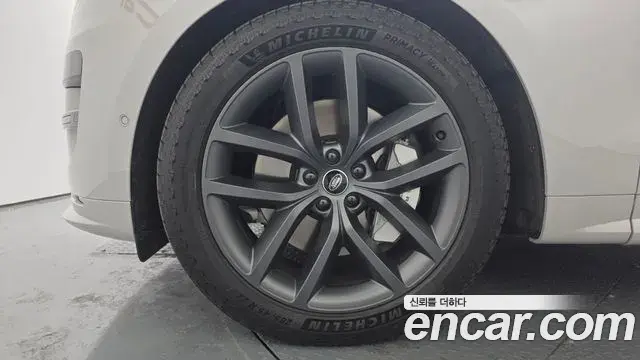 Land Rover Range Rover Sport 2025 — Photo 12/20