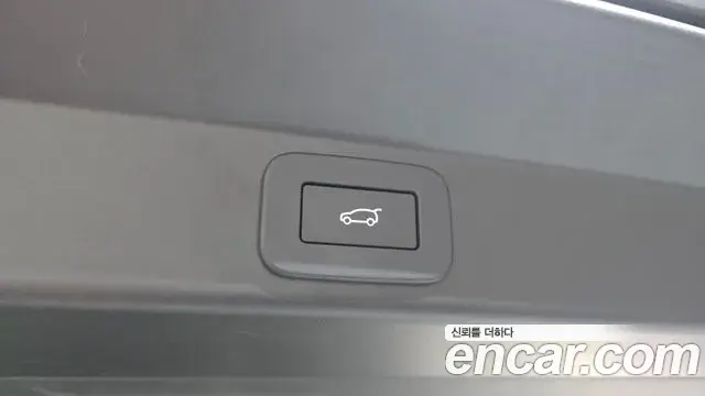 Land Rover Range Rover Sport 2025 — Photo 19/20