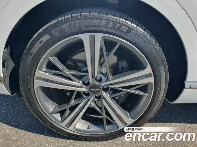 Genesis GV80 Coupe 2024 — ფოტო 18/20