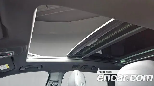 Audi Q7 2021 — Фото 19/20
