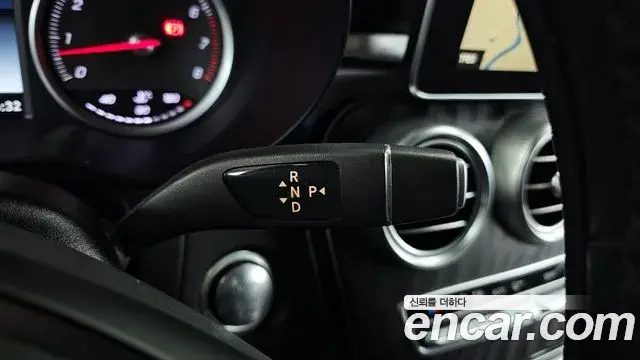 Mercedes-Benz GLC-Class 2019 — ფოტო 20/20