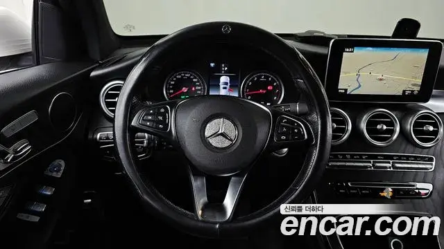 Mercedes-Benz GLC-Class 2019 — ფოტო 19/20