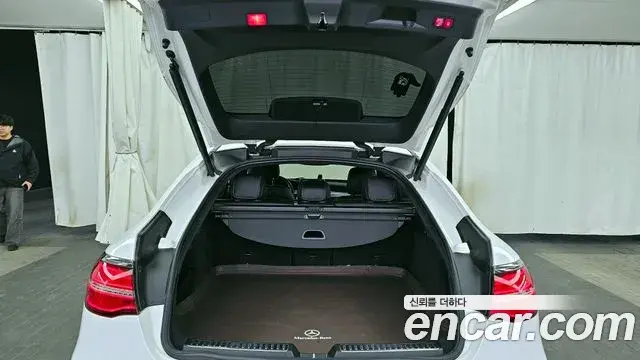 Mercedes-Benz GLC-Class 2019 — ფოტო 4/20