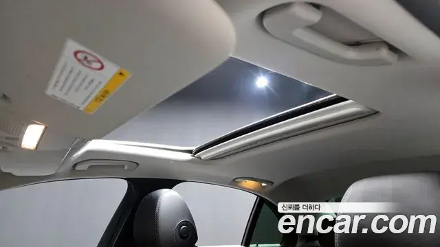 Mercedes-Benz E-Class 2020 — ფოტო 12/20