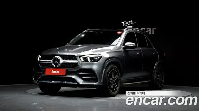 Mercedes-Benz GLE-Class 2021 — ფოტო 3/20