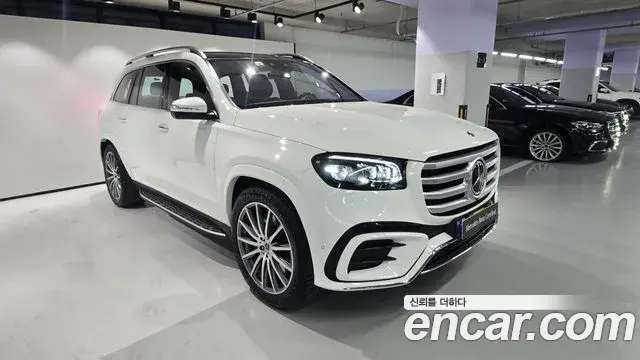 Mercedes-Benz GLS-Class 2024 — Photo 7/20