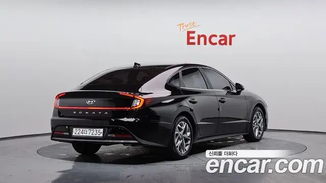 Hyundai Sonata 2019 — Фото 2/20