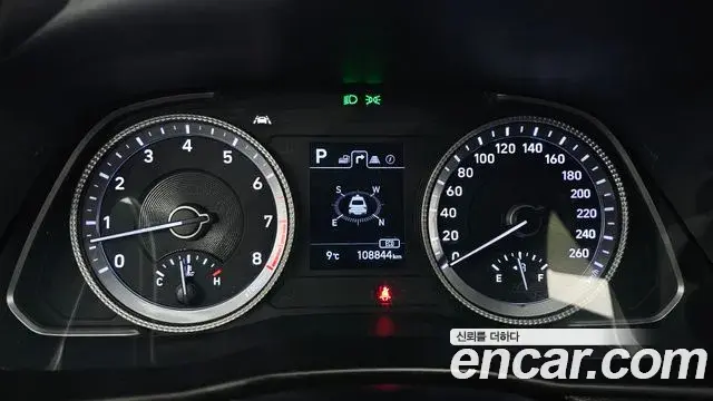 Hyundai Sonata 2019 — Фото 8/20