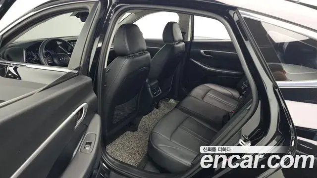Hyundai Sonata 2019 — Фото 12/20