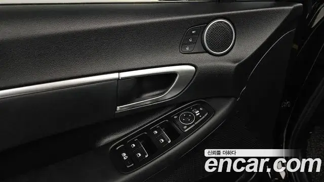 Hyundai Sonata 2019 — Фото 17/20