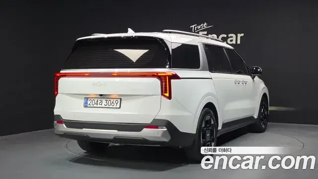 Kia Carnival 2024 — Şəkil 9/20