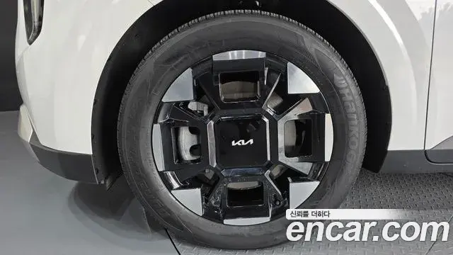 Kia Carnival 2024 — Şəkil 19/20