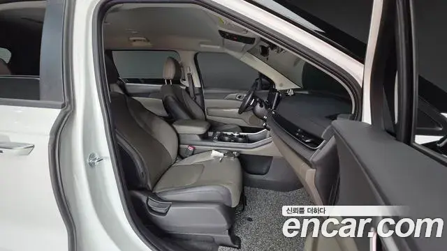 Kia Carnival 2024 — Şəkil 12/20