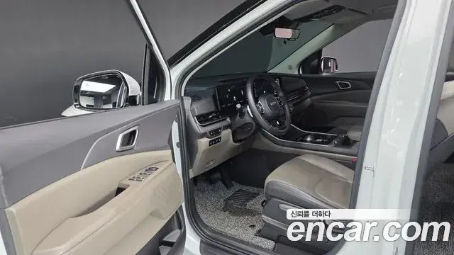 Kia Carnival 2024 — Şəkil 18/20