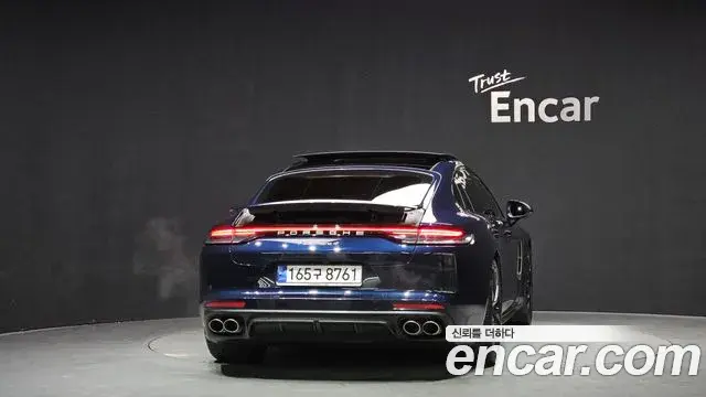 Porsche Panamera 2023 — Şəkil 15/20
