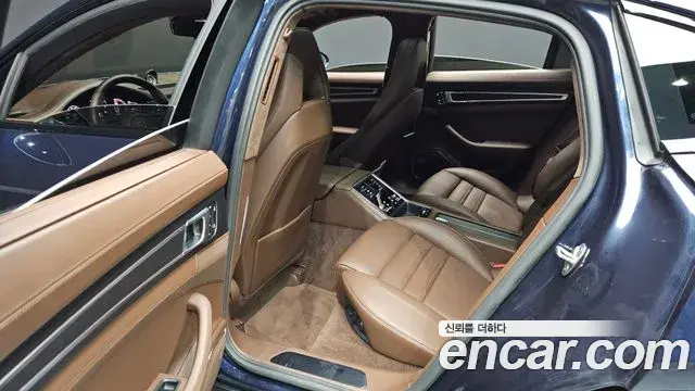 Porsche Panamera 2023 — Şəkil 19/20