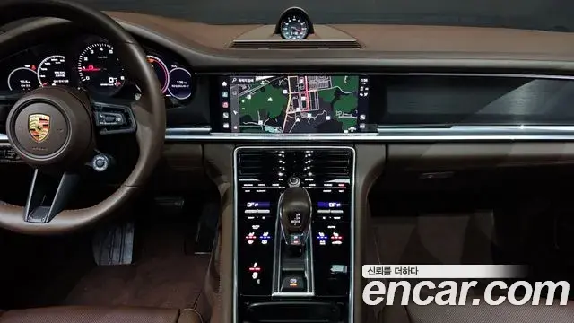 Porsche Panamera 2023 — Şəkil 16/20