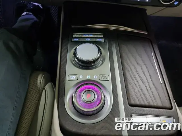 Genesis G80 2023 — Photo 11/20
