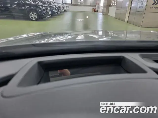 Genesis G80 2023 — Photo 12/20