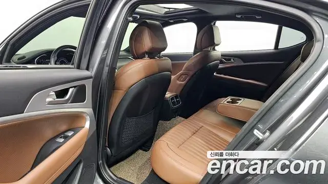 Genesis G70 2019 — Şəkil 11/20
